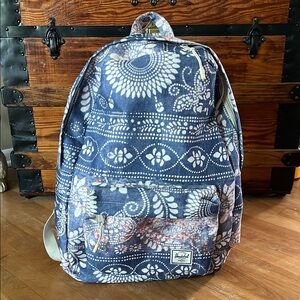 Herschel backpack super cute boho pattern. Super cute!